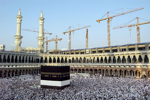 Jamenei critica la política “vergonzosa” de Arabia Saudita